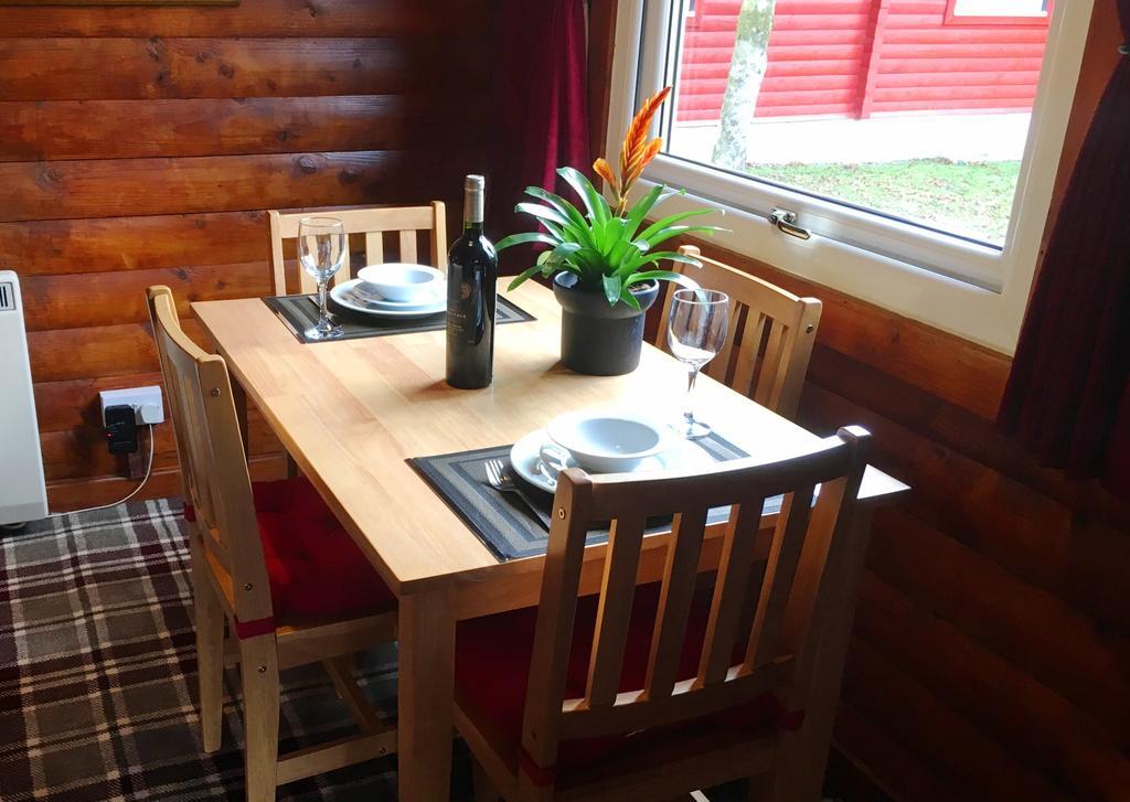 Pucks Glen Lodges, Rashfield, By Dunoon Bagian luar foto