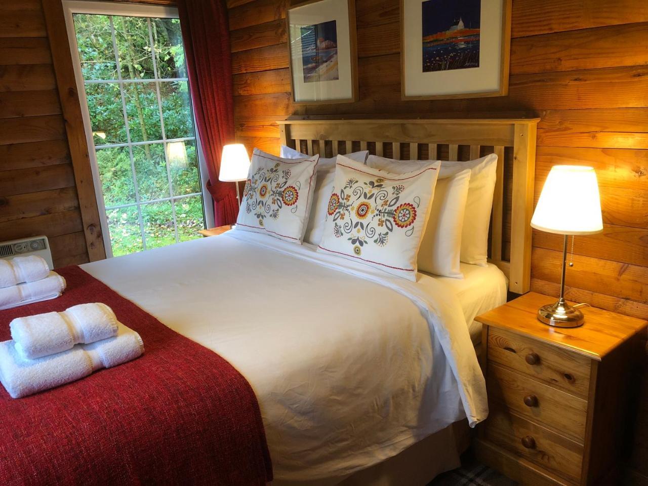 Pucks Glen Lodges, Rashfield, By Dunoon Bagian luar foto